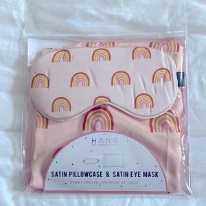 Satin pillow case and sleeping mask from Hang Accessories